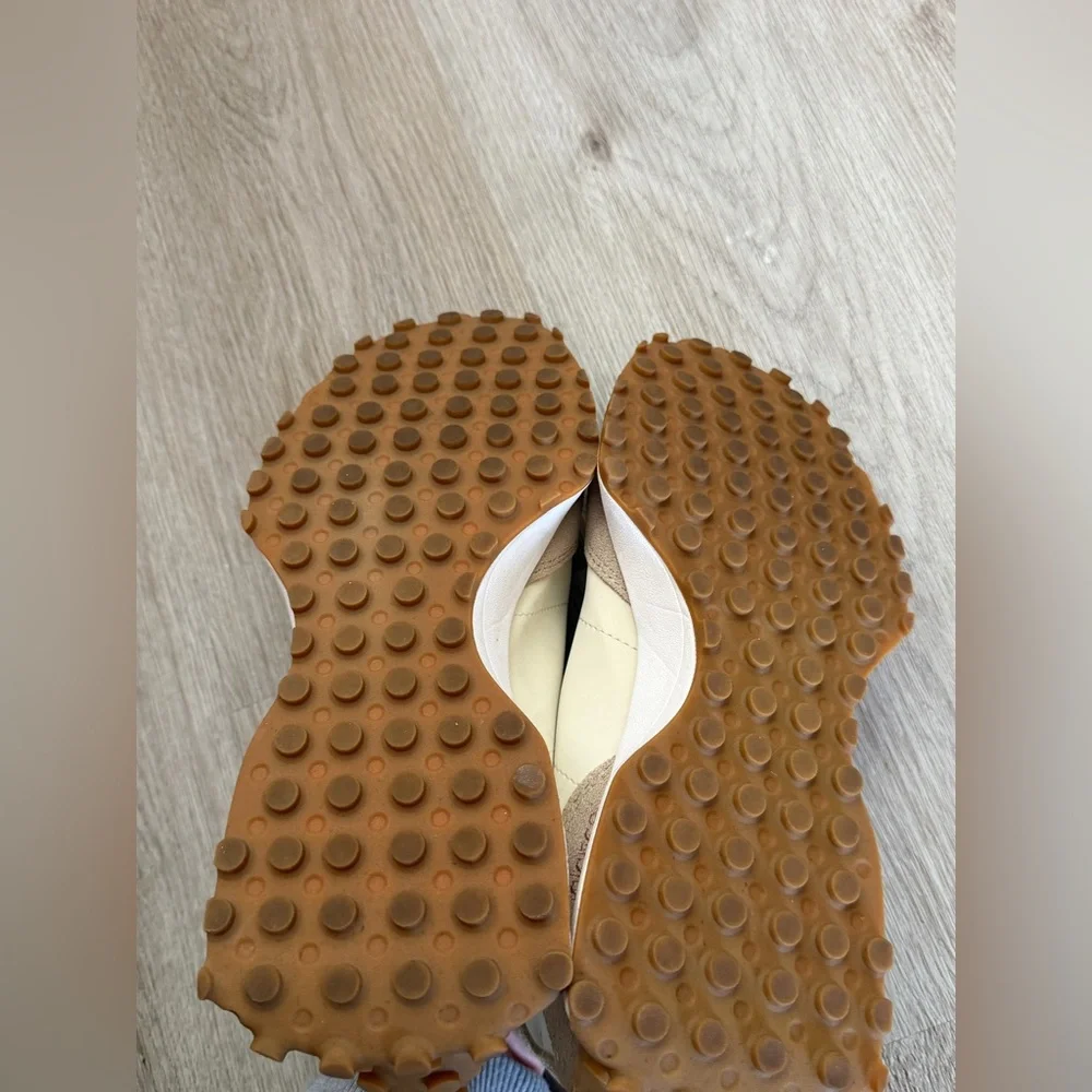 New Balance 327 Retro Sneakers | Neutral Beige & Pink | Women’s 9 - Picture 5 of 7